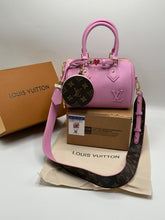 Louis Vuitton Speedy 18 LV&I Olympic Leather Bag