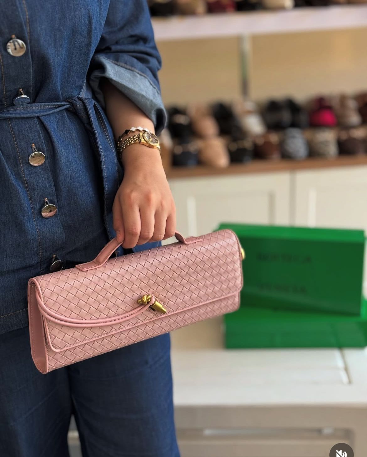 BOTTEGA VENETA Andiamo Clutch