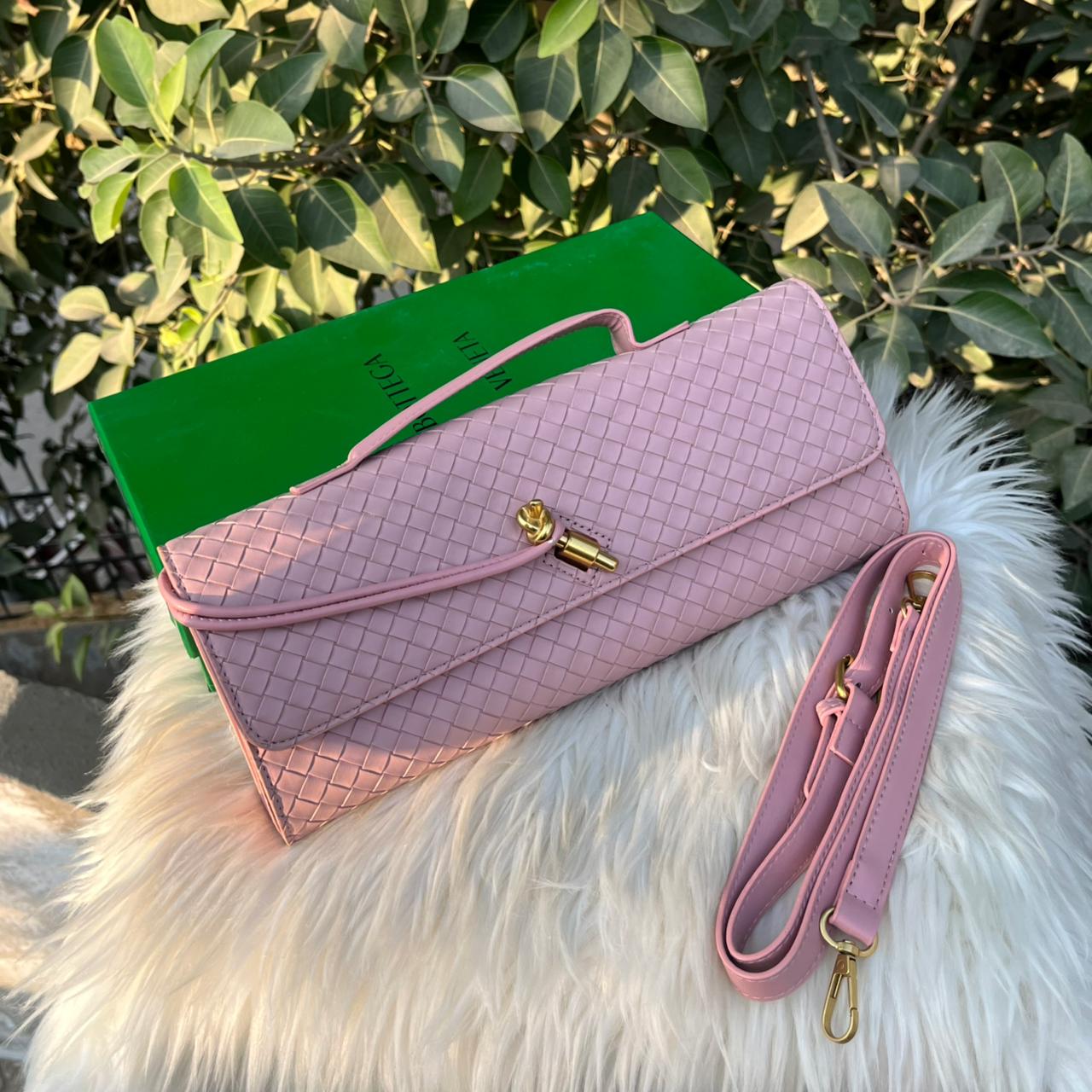 BOTTEGA VENETA Andiamo Clutch