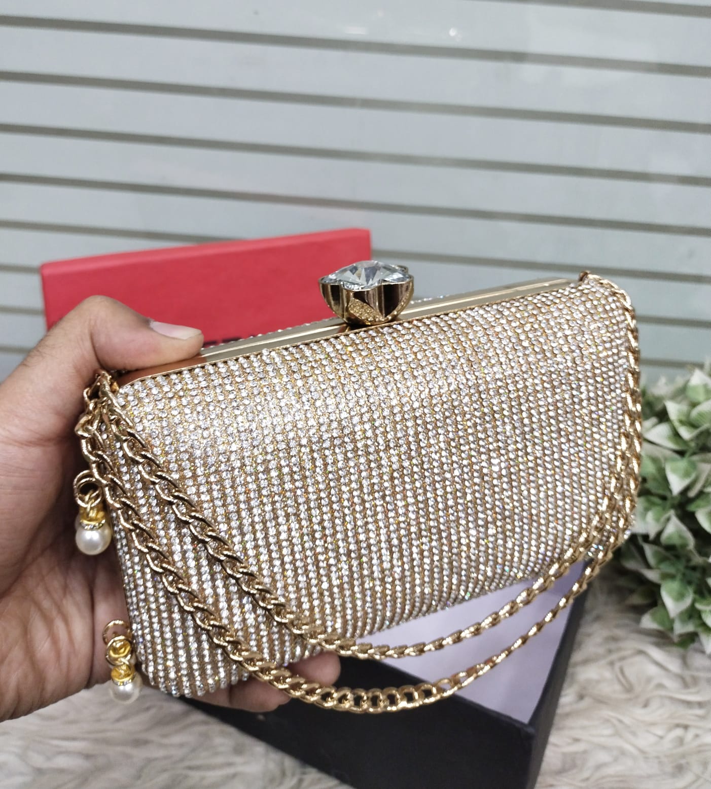 Fancy Stone Clutch Bag Stylish Metal Hand Clutch Handle