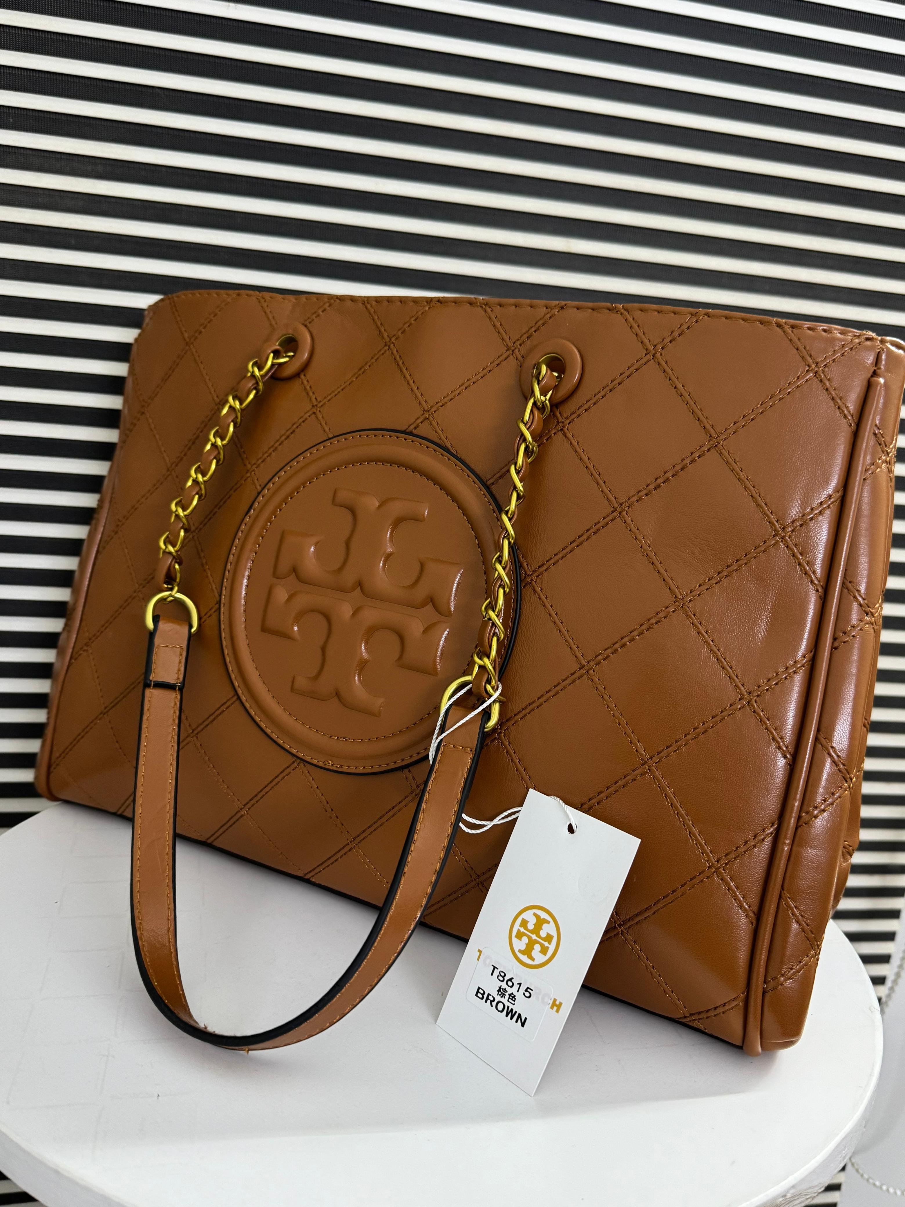 Tory Burch Soft Fleming Large Tote Official Model