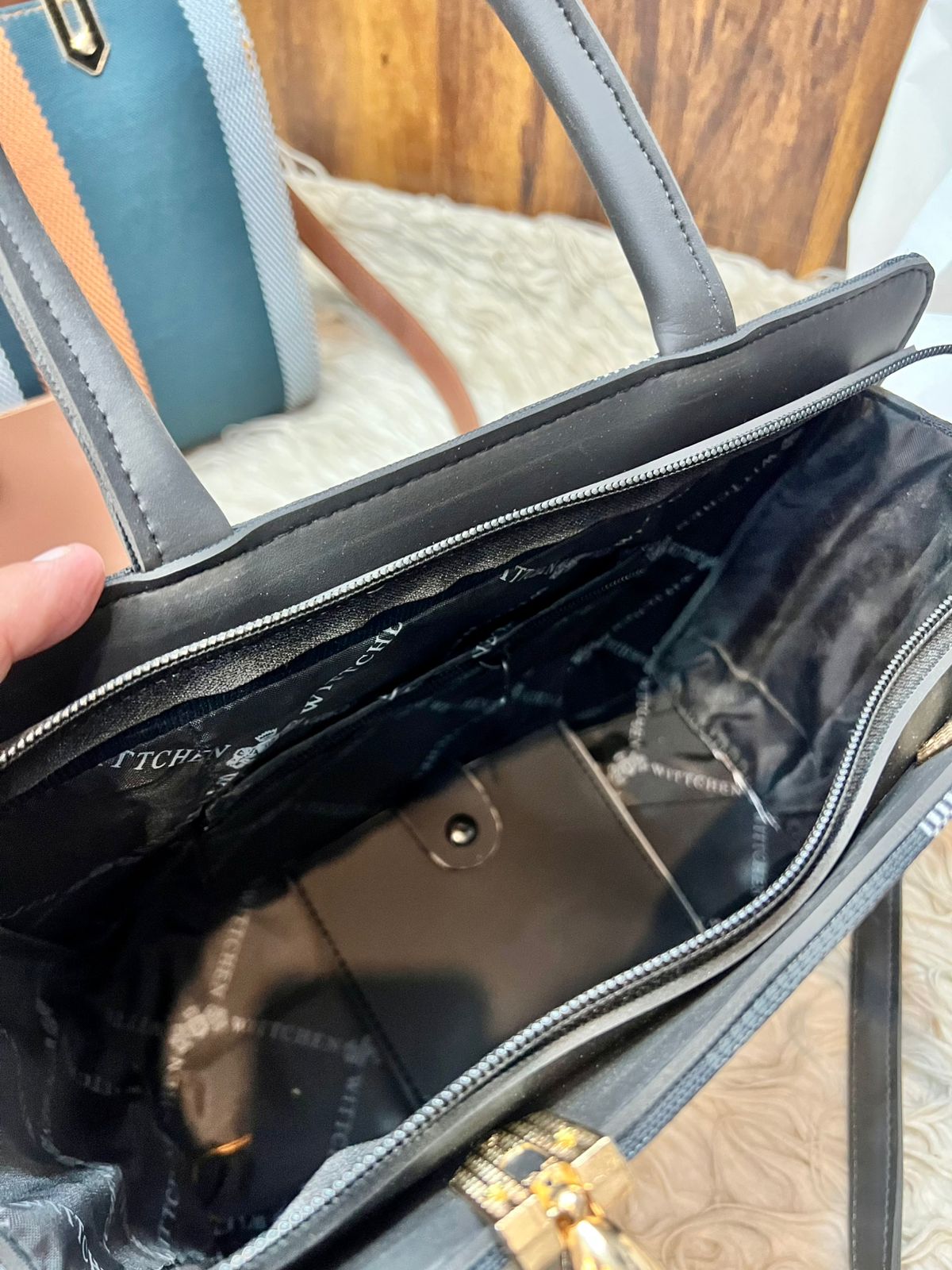 Women’s Handbag with Long Strap & Coin Pouch 